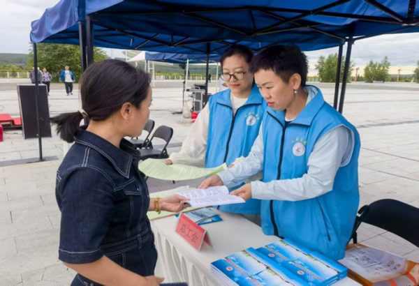 我国合法的配资平台 内蒙古根河市举办“百日千万招聘专项行动”暨退役军人专场招聘会